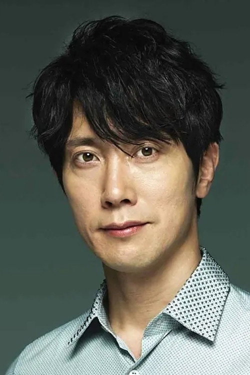 佐々木蔵之介 as Atsushi Kuwabara in Bambino!