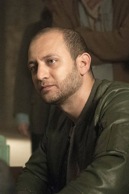 Doraid Liddawi as Soldier in Omar