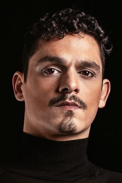 Jonas Lopes as Dancer in Body-Buildings