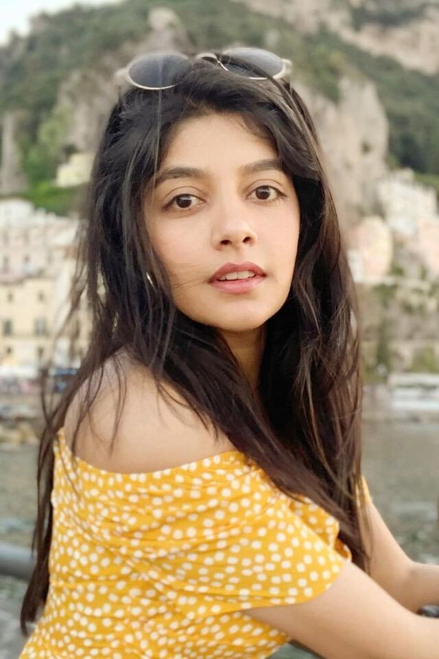 Nupur Nagpal as Palak Mahajan in Tabbar