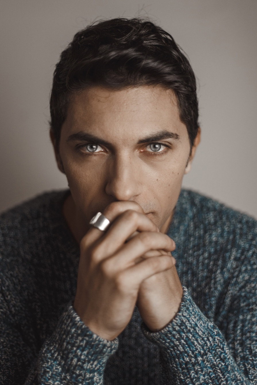 Marco Brandizi as Paolo in La spiaggia dei gabbiani