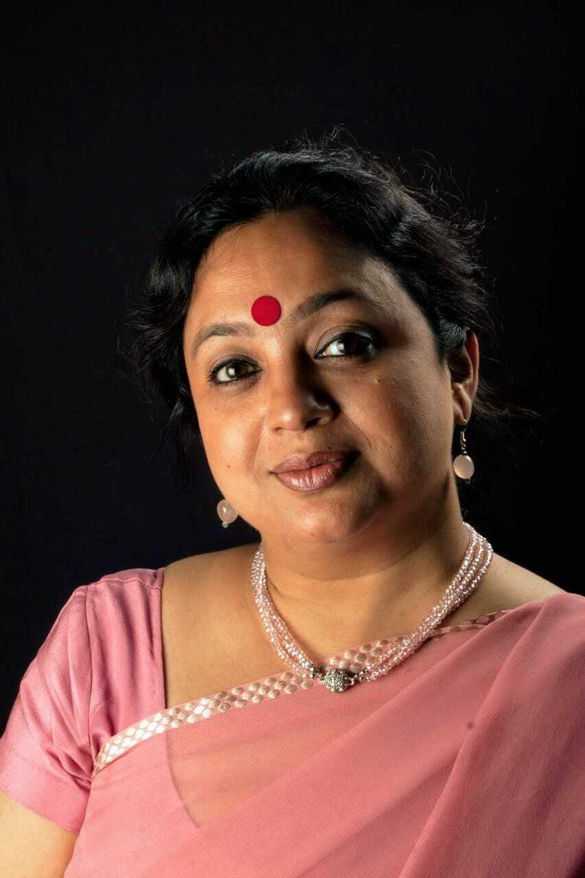 Anjuman Saxena as Chachi in Nikamma