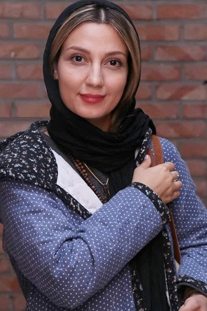 Hadis Mir Amini as Sara in The Story of Us, Your Story