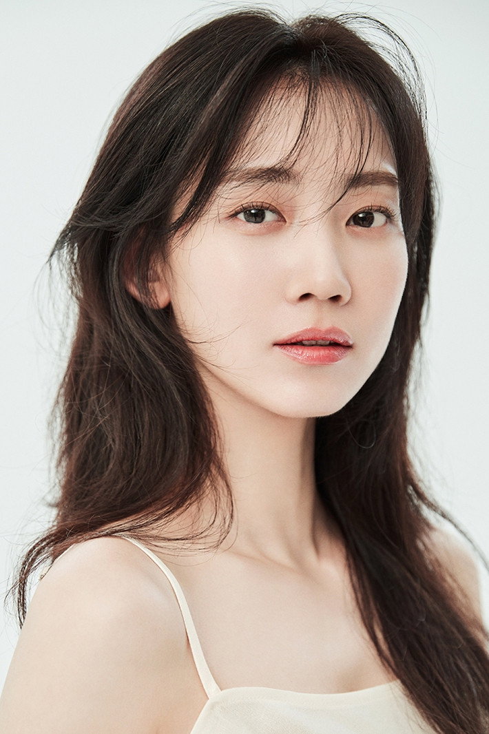 신현빈 as Jang Eun-hye in Mimi
