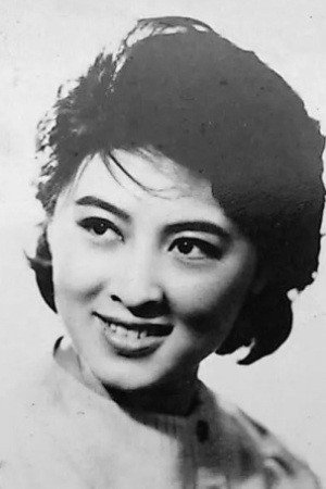 Yang Likun as 副社长金花 in Five Golden Flowers
