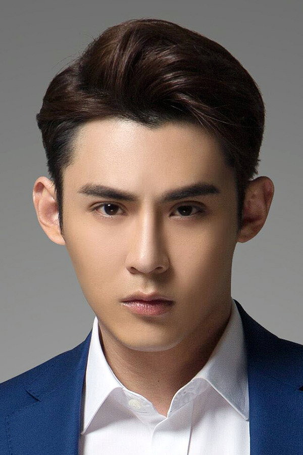 Andy Chen as Zhang Yi-hao in A Controversial Entertainer