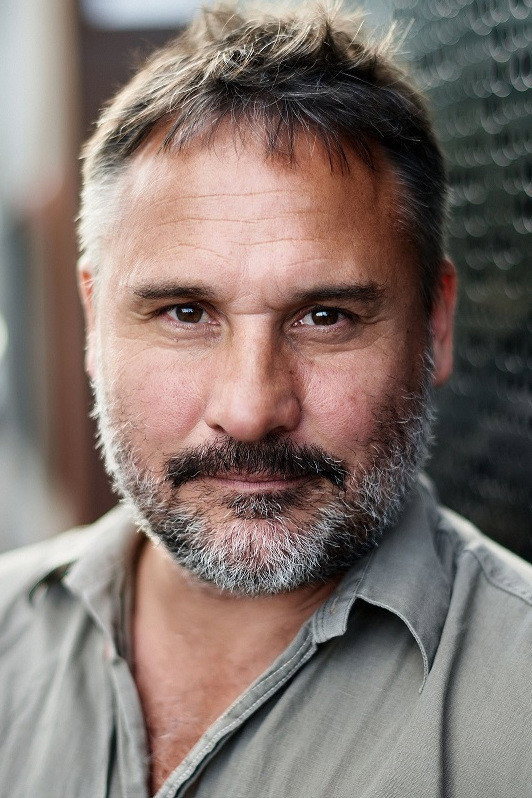 Luke Elliot as Dean Stouritis in Noise
