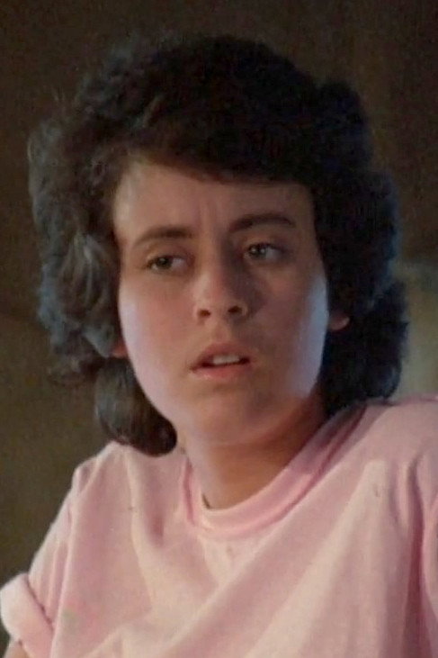 Laurie Schwartz as Nicky in Les anges du mal 2