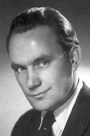 Henryk Dudziński as Lieutenant Malewicz (segment 1) in Three Stories