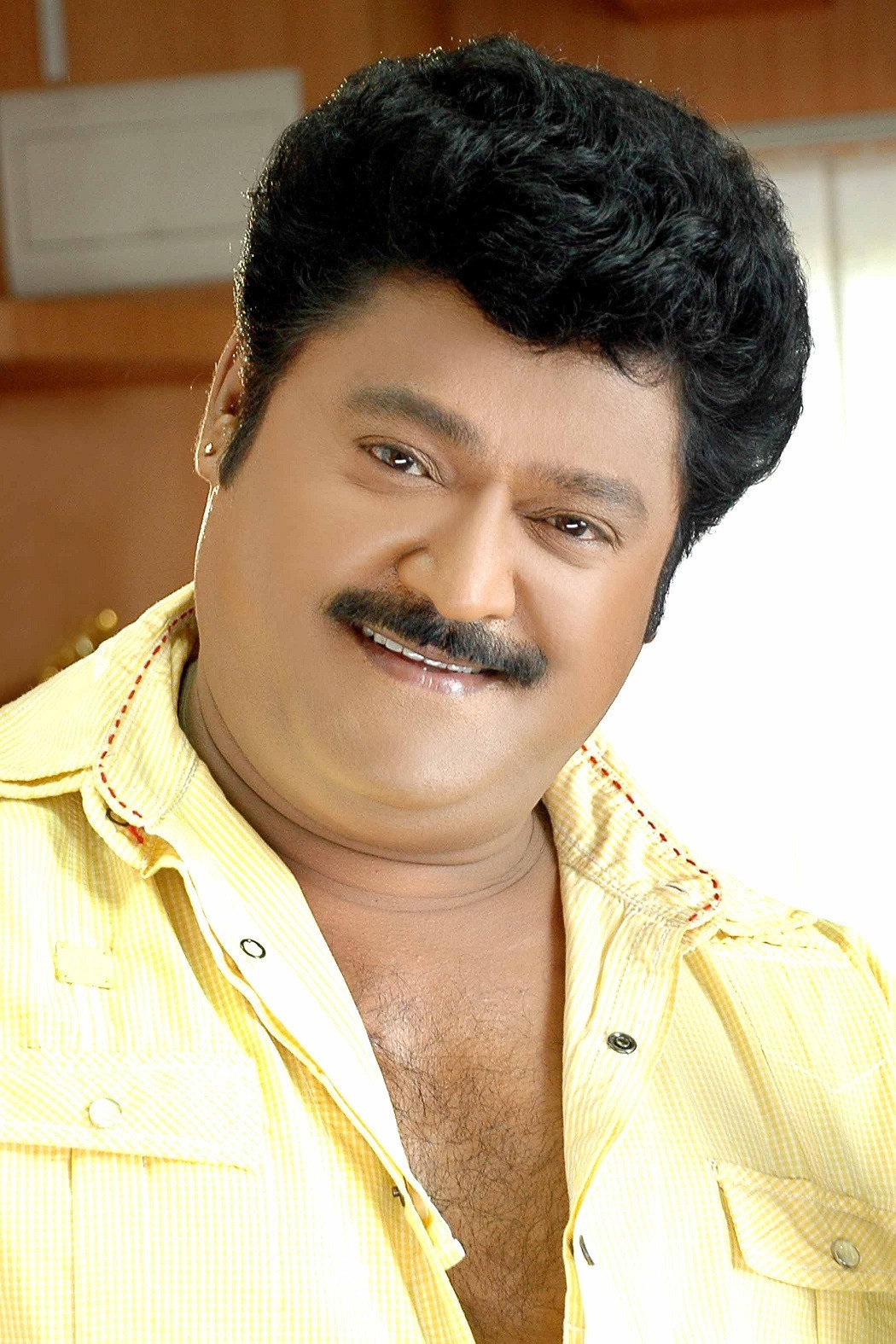 Jaggesh as Murthy in 8MM Bullet