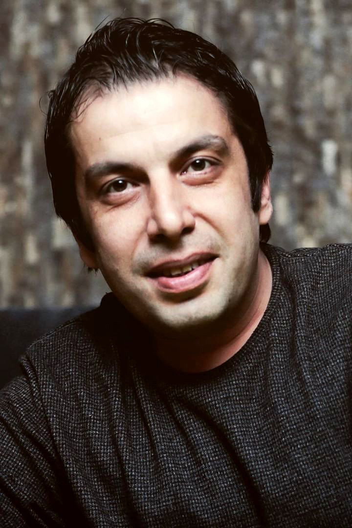 عباس جمشیدی‌فر as Gholamrezaei in The Feisty Rooster