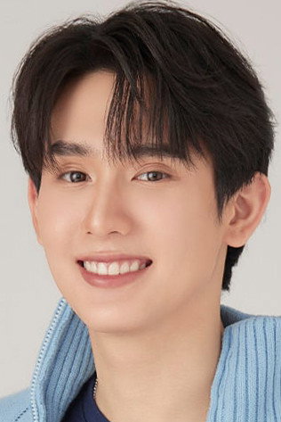 กษิดิ์เดช ปลูกผล as Theo in Enchanté