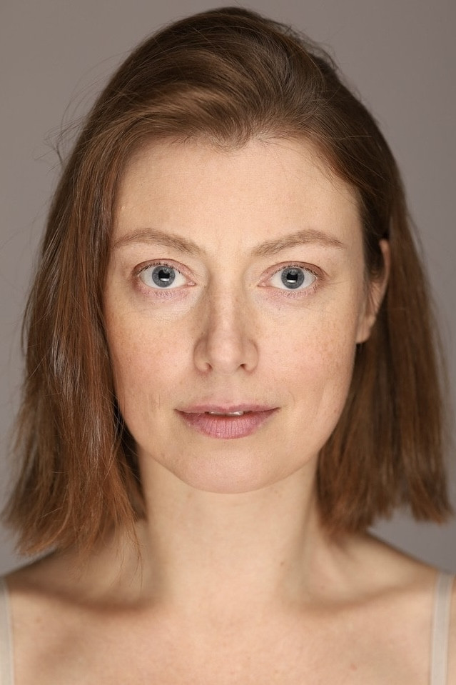Наталья Зыбенкова as Liza Gromova in Catch The Witch