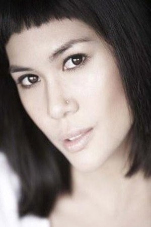 Sherry Edwards as Karen in Ma fille est innocente