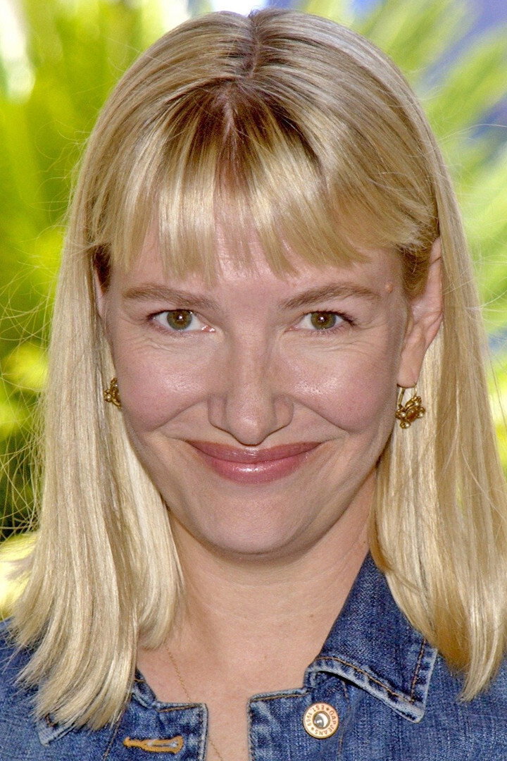 Ashley Gardner as Doreen Wylie in Complex of Fear