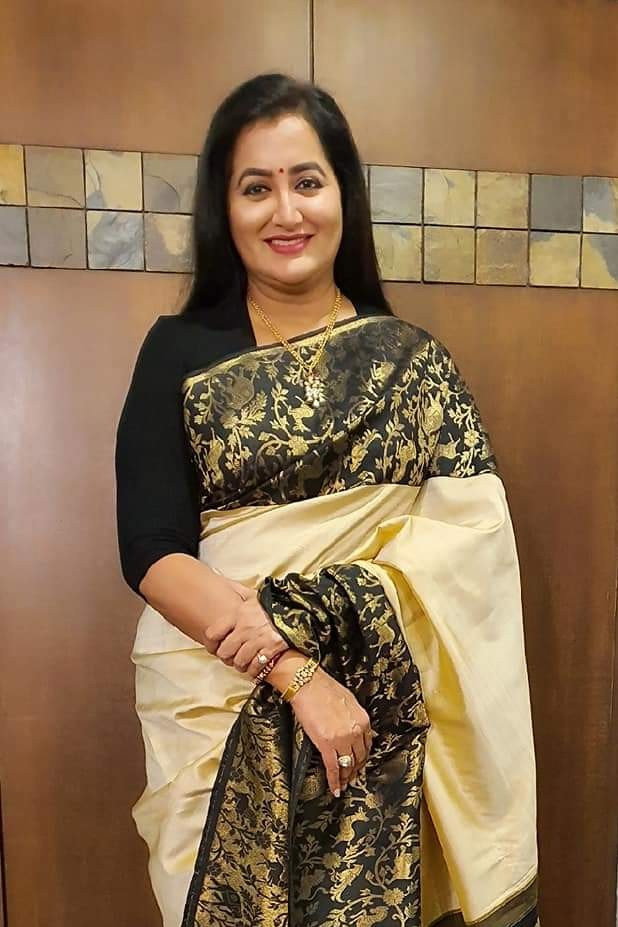 Sumalatha as Sumangaly in Kandahar