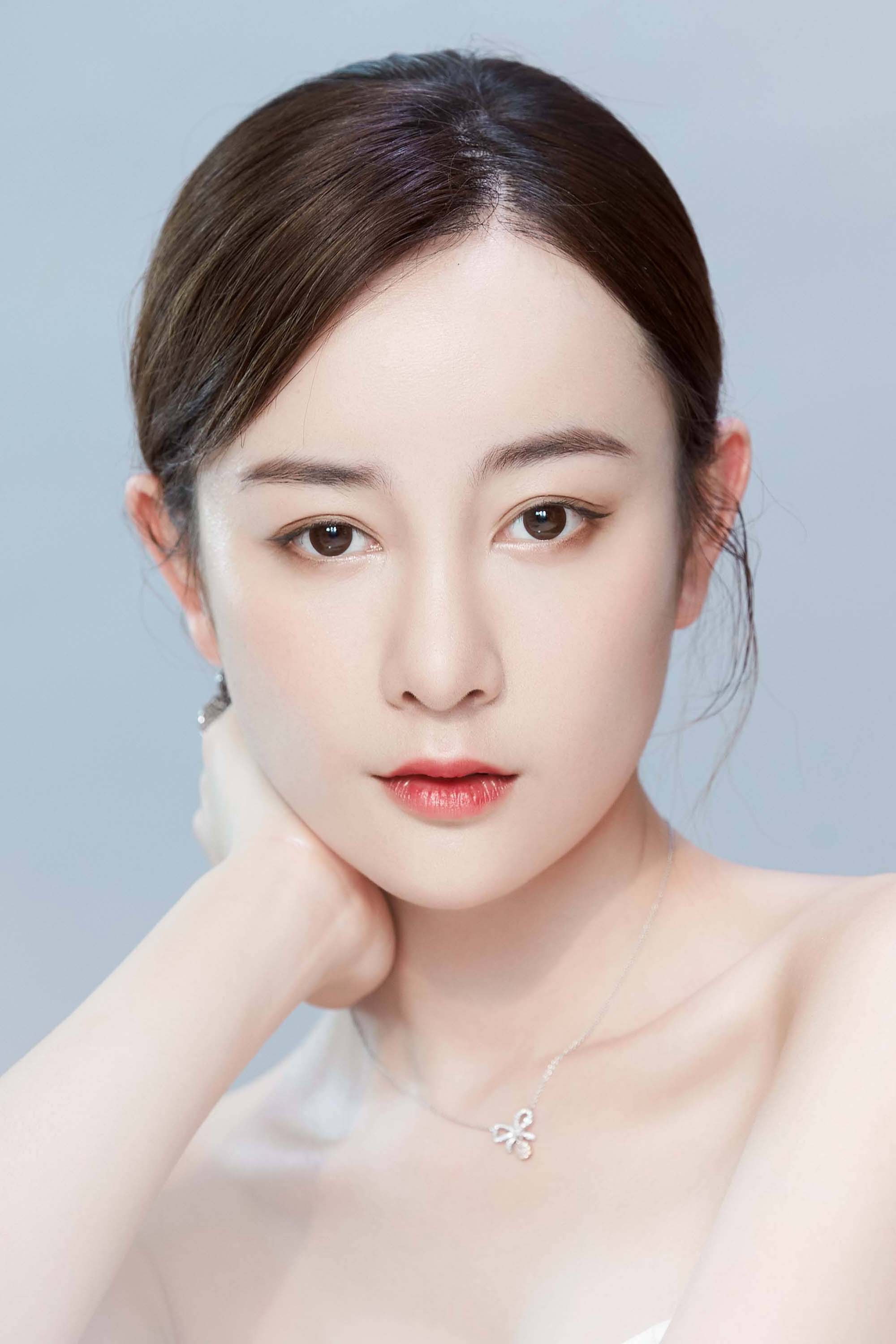 张檬 as 王語嫣 in The Demi-Gods and Semi-Devils