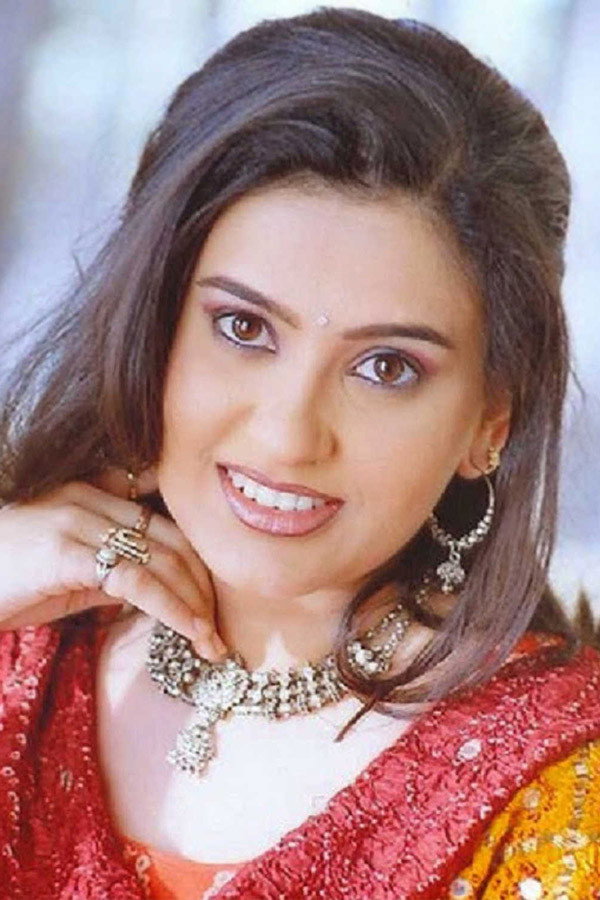 Smita Bansal as Rukshar in Aladdin - Naam Toh Suna Hoga