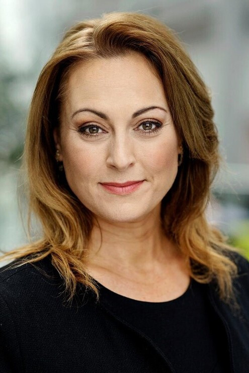 Stéphanie Surrugue as Medvirkende i indslag in DR's store juleshow - 2025