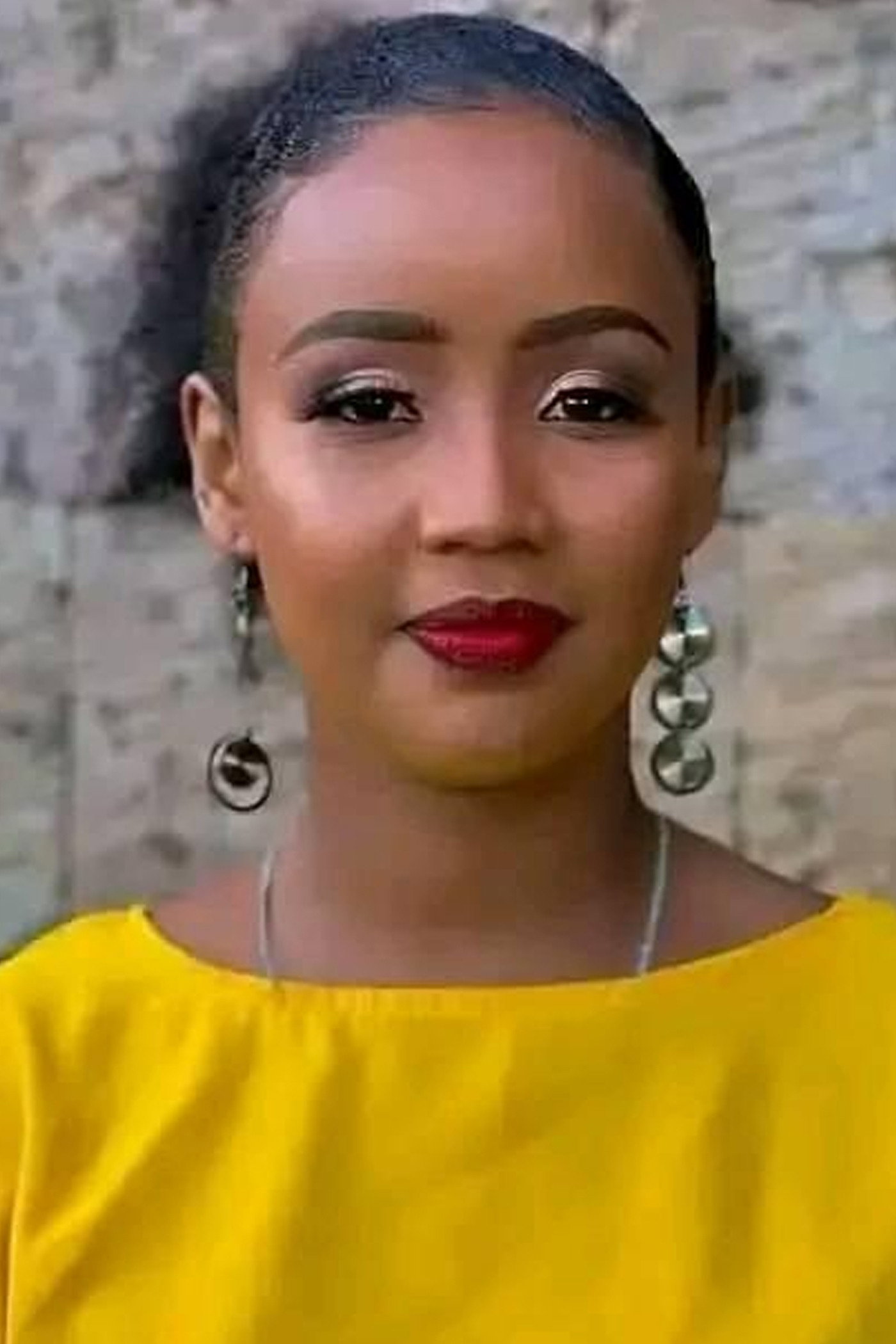 Amina Hussein as Kadesa in Click Click Bang
