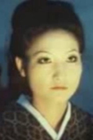 Tatyana Tsoi as Ёсико in Manchurian Variant