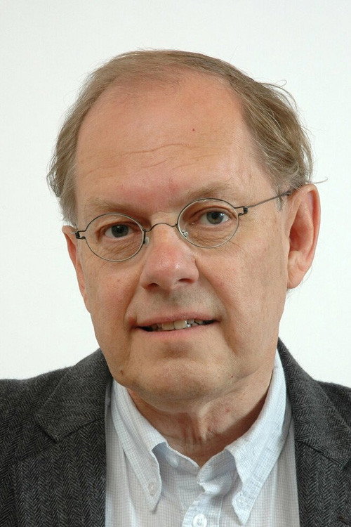 Gunnstein Akselberg as Self - Professor in Eides språksjov