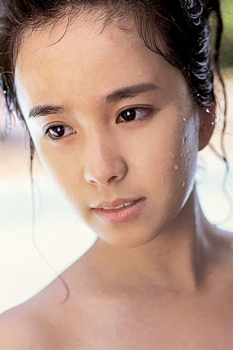 浅野愛子 as Yuri Masuzaki in Freeway Speedway