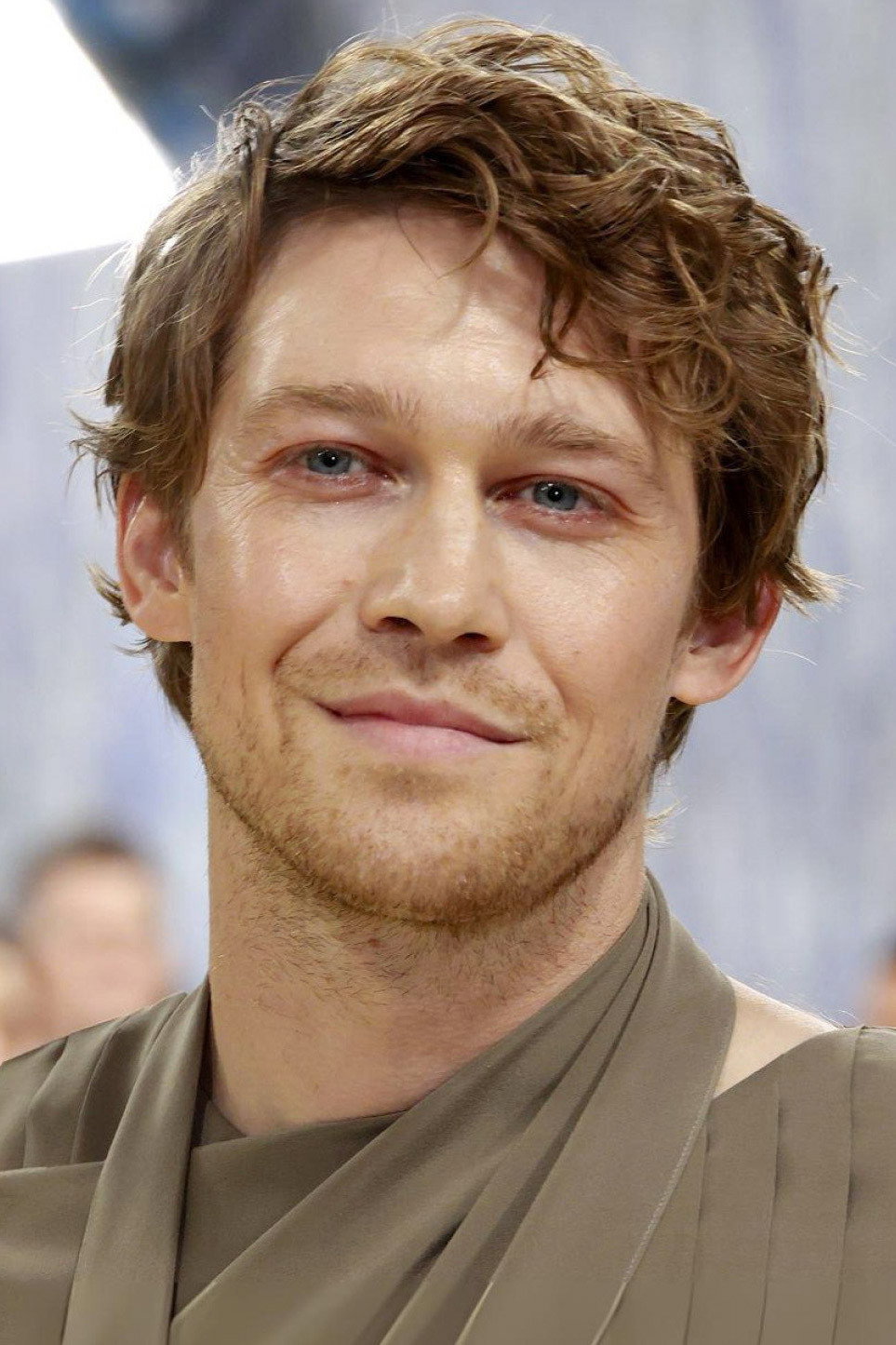 Joe Alwyn as Nick Conway in Conversations with Friends