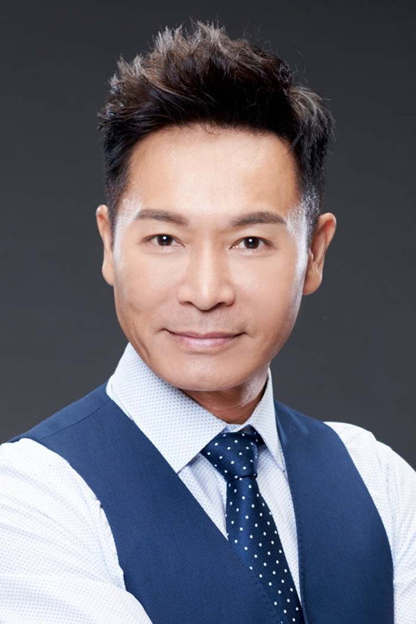 郭晉安 as Ting Seung Wong (Ah Wong) in Square Pegs