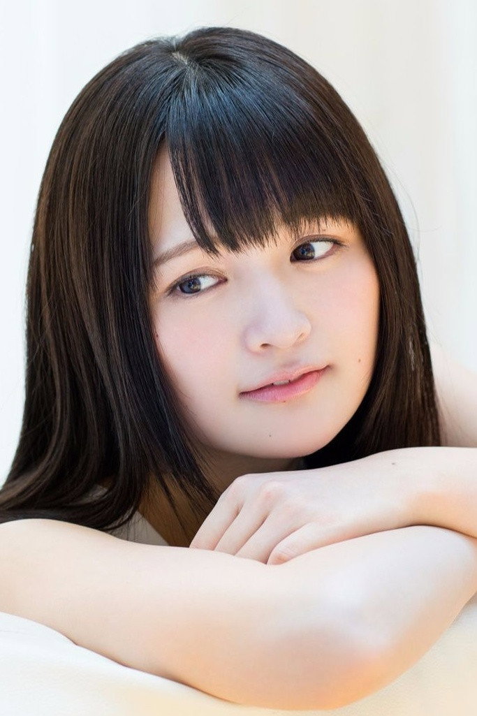 西明日香 as Shinobu Oomiya (voice) in Kinmoza! Pretty Days