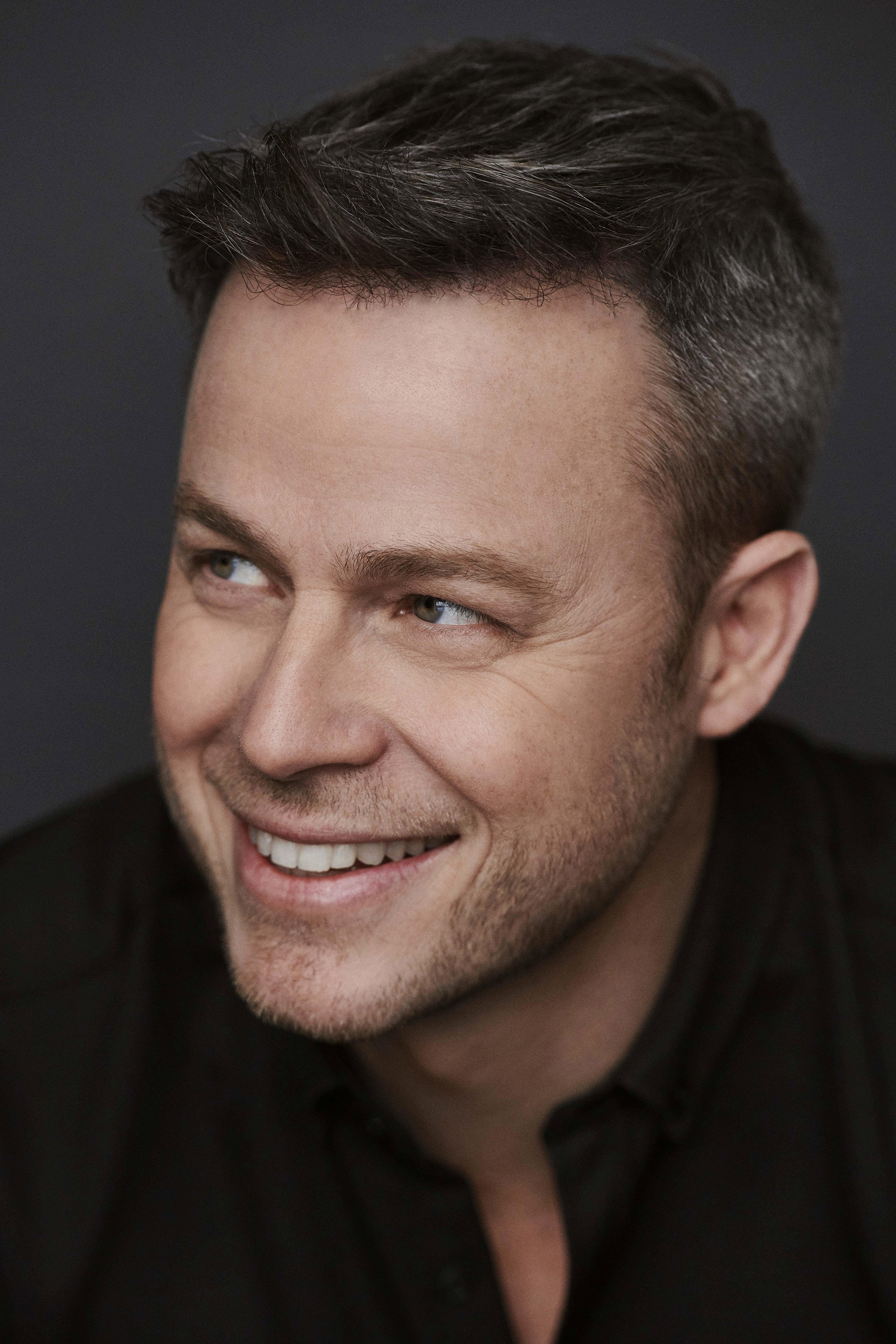Louis Morissette as Self - Maître in Taskmaster Canada