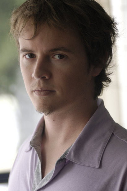 Devin Oatway as Prince Davin in Galgameth
