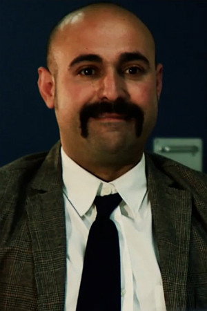 José María Angorrilla as Roberto Alcoceba in Brico Killer
