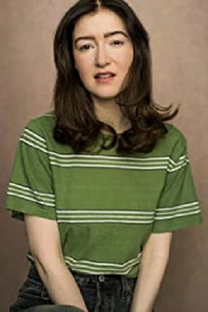 Annabel Hammond as Isla in The Cult of Humpty Dumpty
