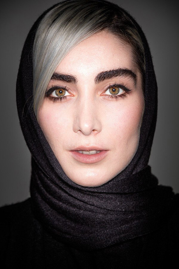 Kiana Tajammol as Shahrzad Besharat (young) in A Dragon Arrives!