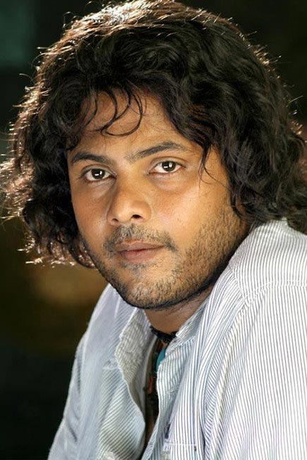 Jeevan as Shanmugham in Thotta