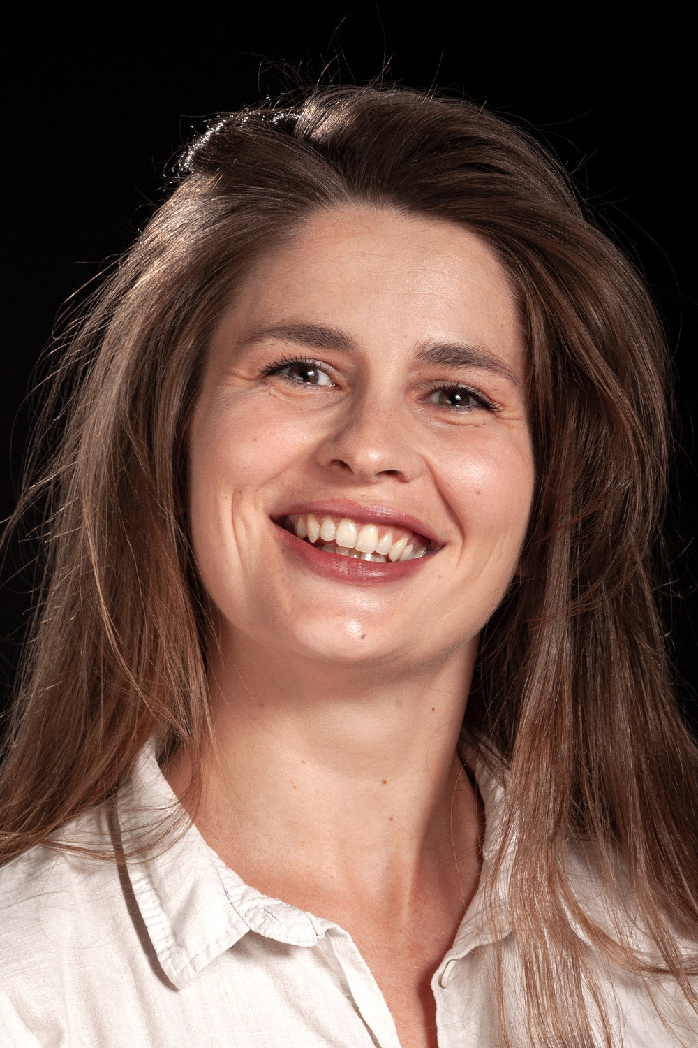 Ana Marija Veselčić as Katarina Runje in Wild Bees