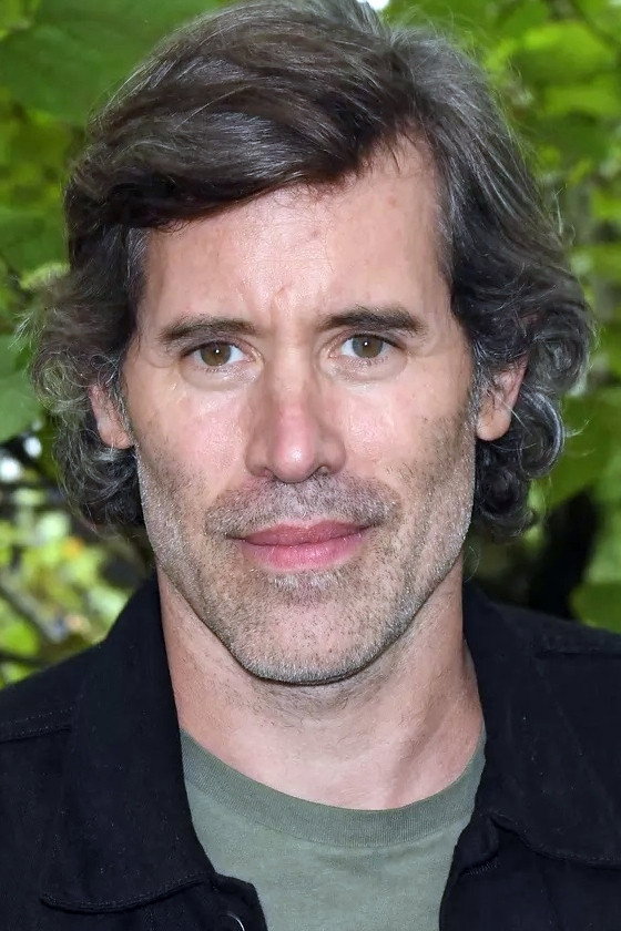 Jalil Lespert as Thomas in Pigalle, la nuit