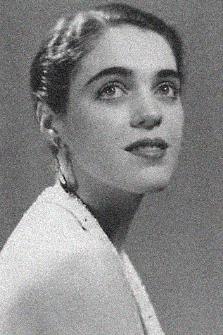 Helen Craig as Mattie in They Live by Night