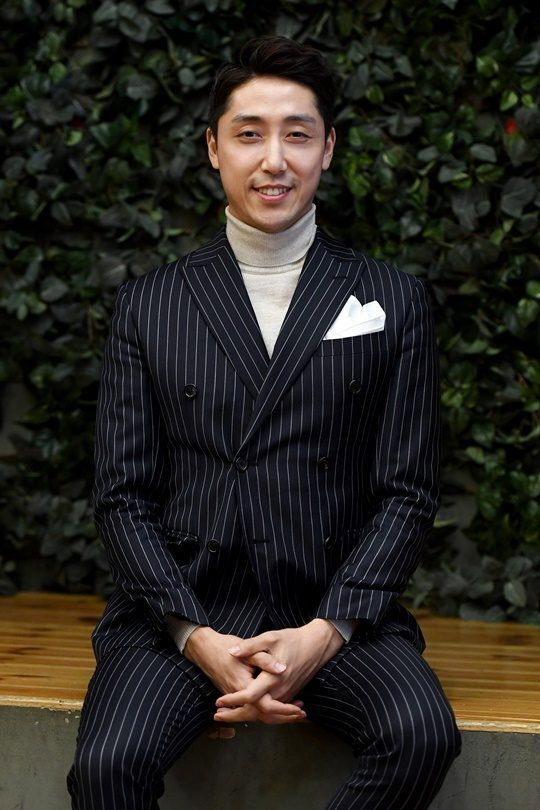Son Heon-soo as 손헌수 in 7인의 식객