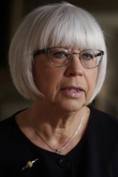 Bente Jønsson as Museumsleder, Jægerspris slot in Grevinde Danner