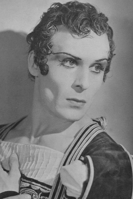 David Paltenghi as The Husband in Invitation to the Dance