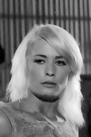 Ζέτα Αποστόλου as Kiki in Stay Cool, Napoleon!