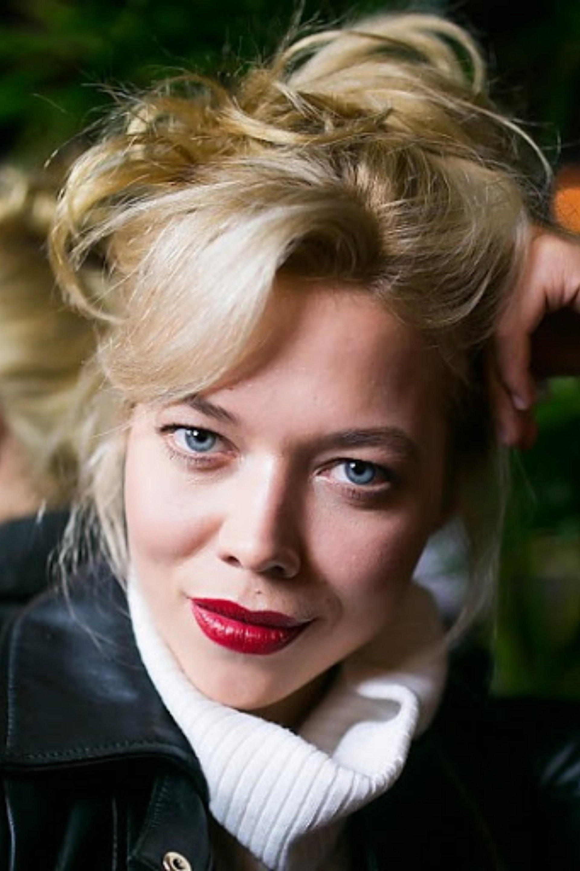 Marianna Zydek as Ewa Święcicka in The Sins of the Neighbors