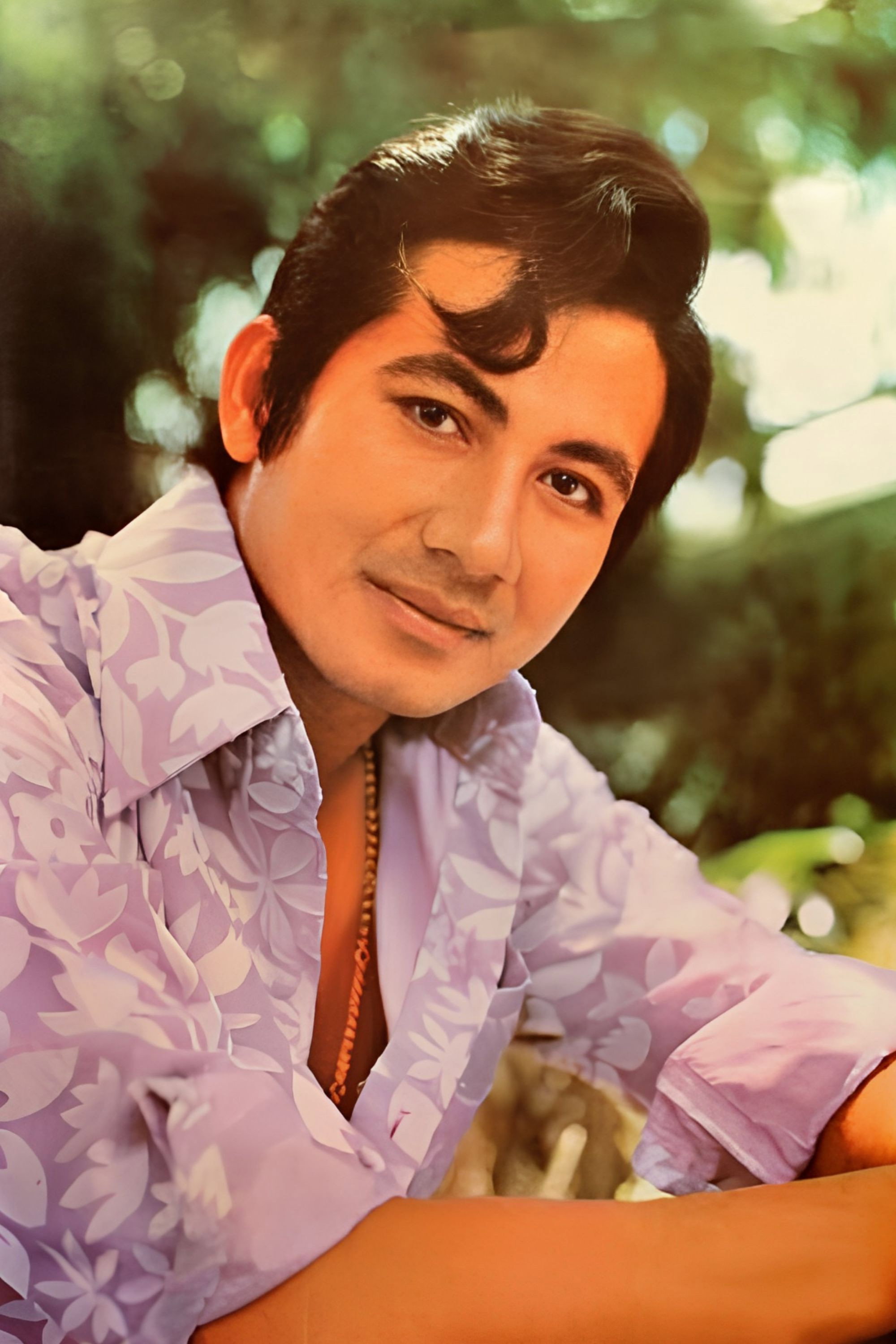 สมบัติ เมทะนี as Fah's Father in April Road Trip
