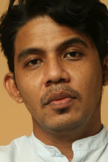 Abdul Rachman Hidayat as Ustad Zuhri in Selepas Tahlil