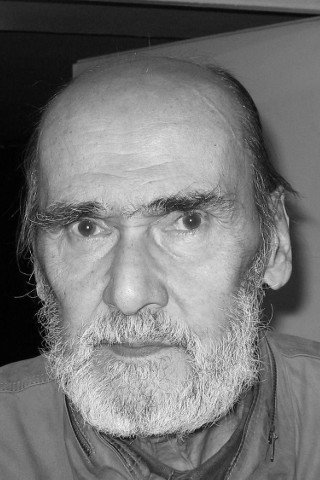 Jerzy Wasiuczyński as Żabicki, przyjaciel Kortona in Idol