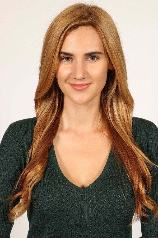 Natalija Ugrina as Hot Model in Hollywood Adventures