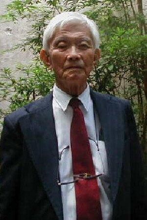 Kazuomi Takagi as Akira Ku ("Maestro Caracú") in The Extermineitors 2: The Dragon Vengance