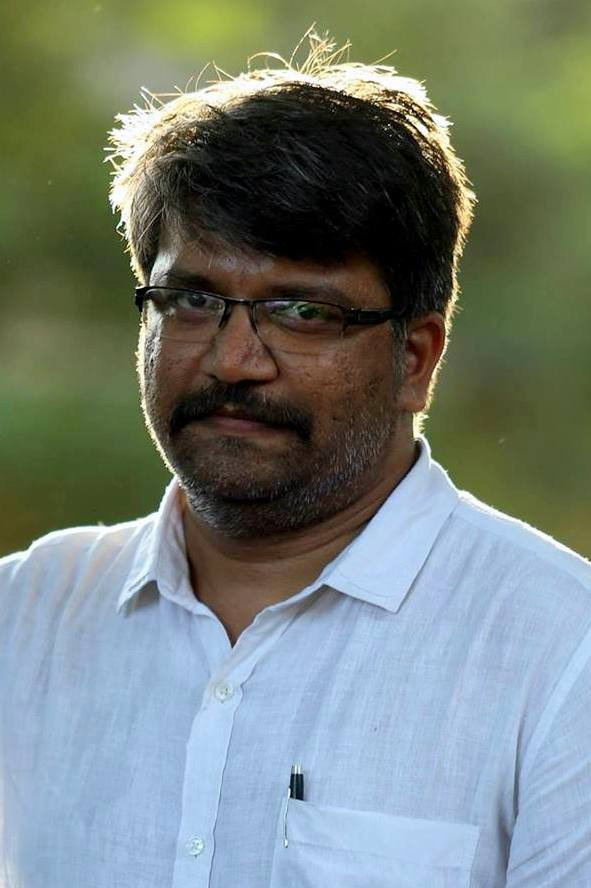 Srikant Murali as Shekharan in Theeppori Benny